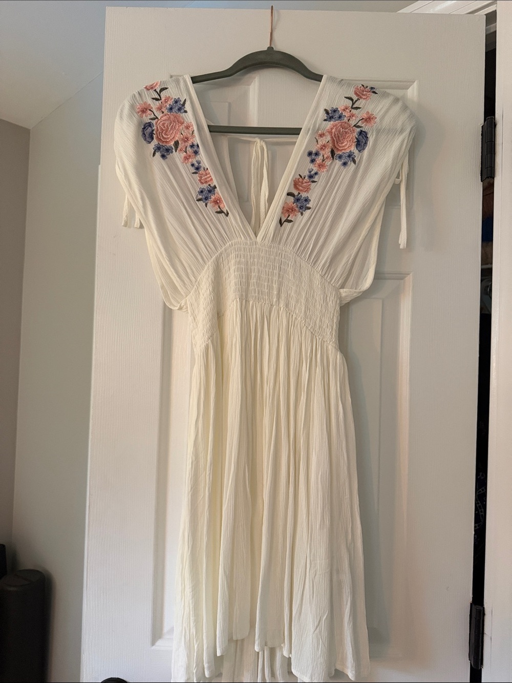 White Floral Embroidered V-Neck Midi Dress